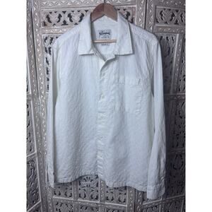 The Stronghold Button Up Long Sleeve Collared Shirt Mens XL White Regular Fit